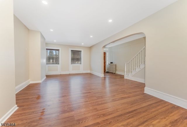 441 S Main St, Phillipsburg Town, NJ 08865