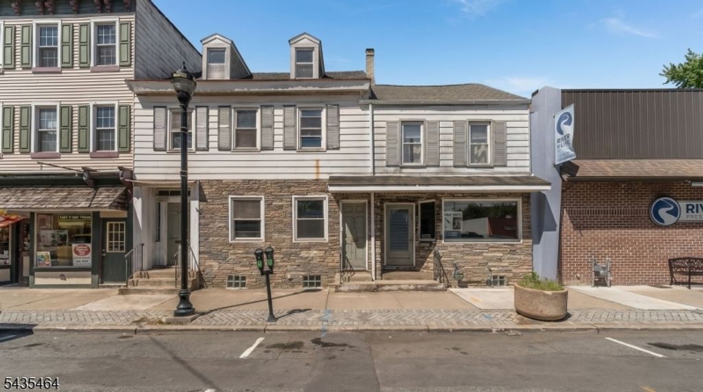 441 S Main St, Phillipsburg Town, NJ 08865
