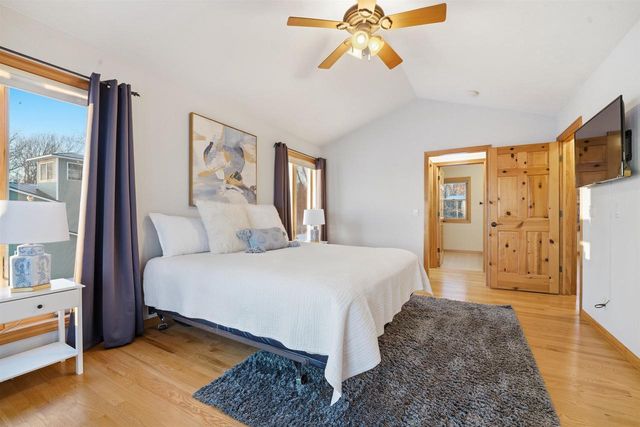 W6537 FIRELANE 8, Menasha, WI 54952