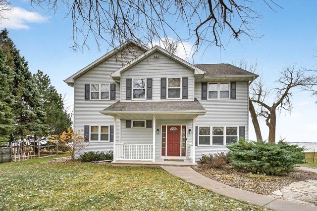 W6537 FIRELANE 8, Menasha, WI 54952