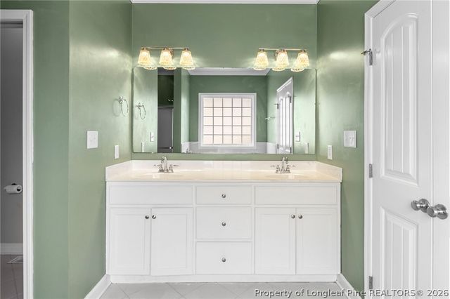 720 Camwheel Drive, Hope Mills, NC 28348