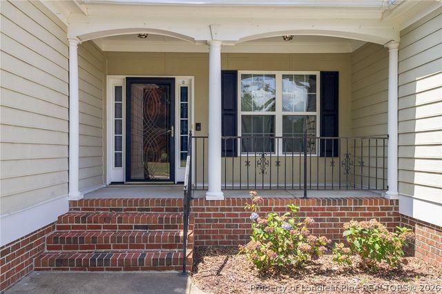 720 Camwheel Drive, Hope Mills, NC 28348