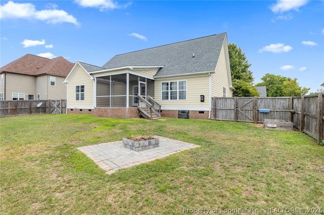 720 Camwheel Drive, Hope Mills, NC 28348