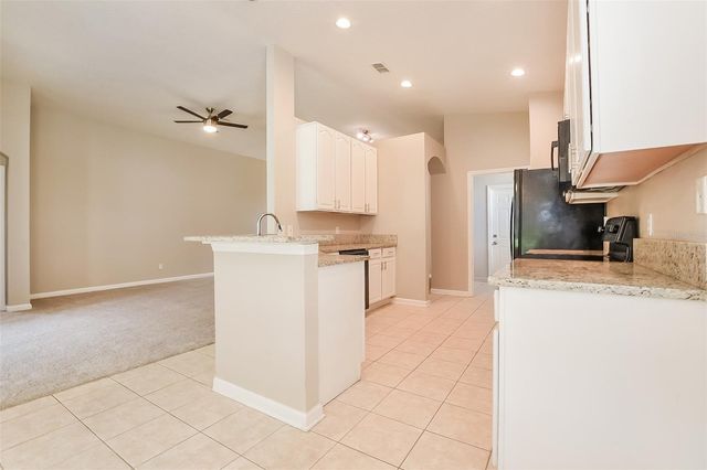 98 WENTWOOD DRIVE, Debary, FL 32713