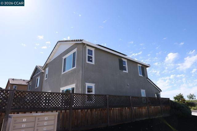 294 Caputo Cir, Oakley, CA 94561