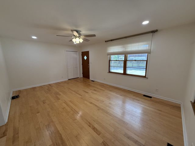 81 County House Cir, Carthage, TN 37030