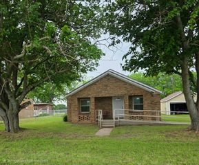7498 State Highway 175, Montague, TX 76251