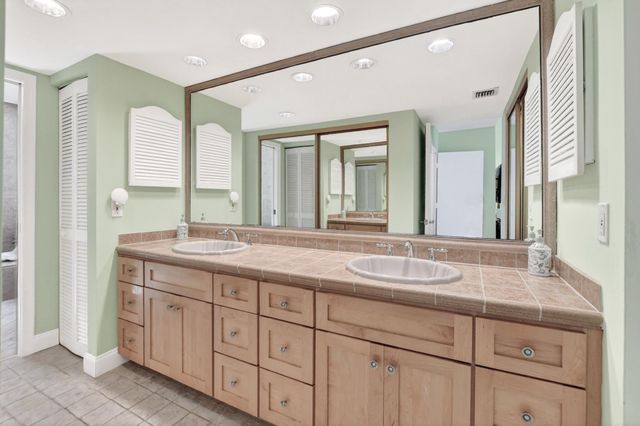 6062 Glendale Drive, Boca Raton, FL 33433