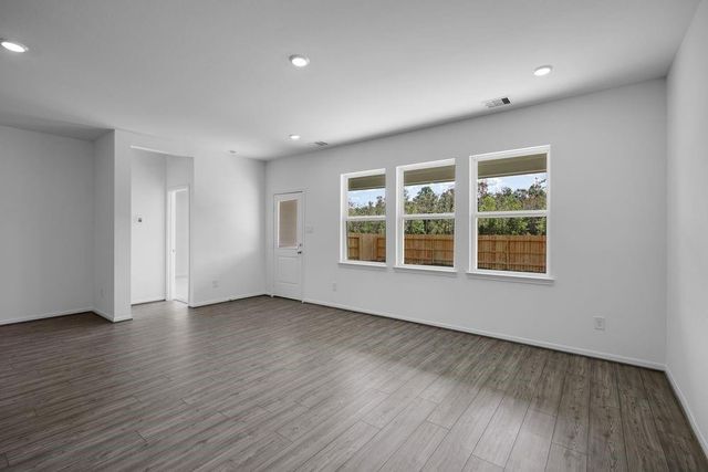 119 Daylight Crest Drive, Crosby, TX 77532