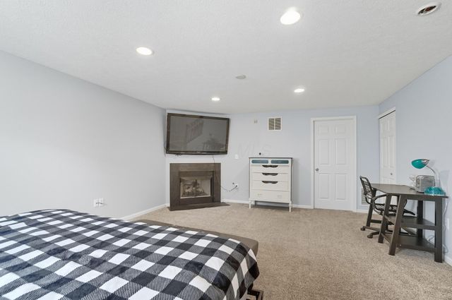 5730 Colts Gate Drive, 43, New Albany, OH 43054