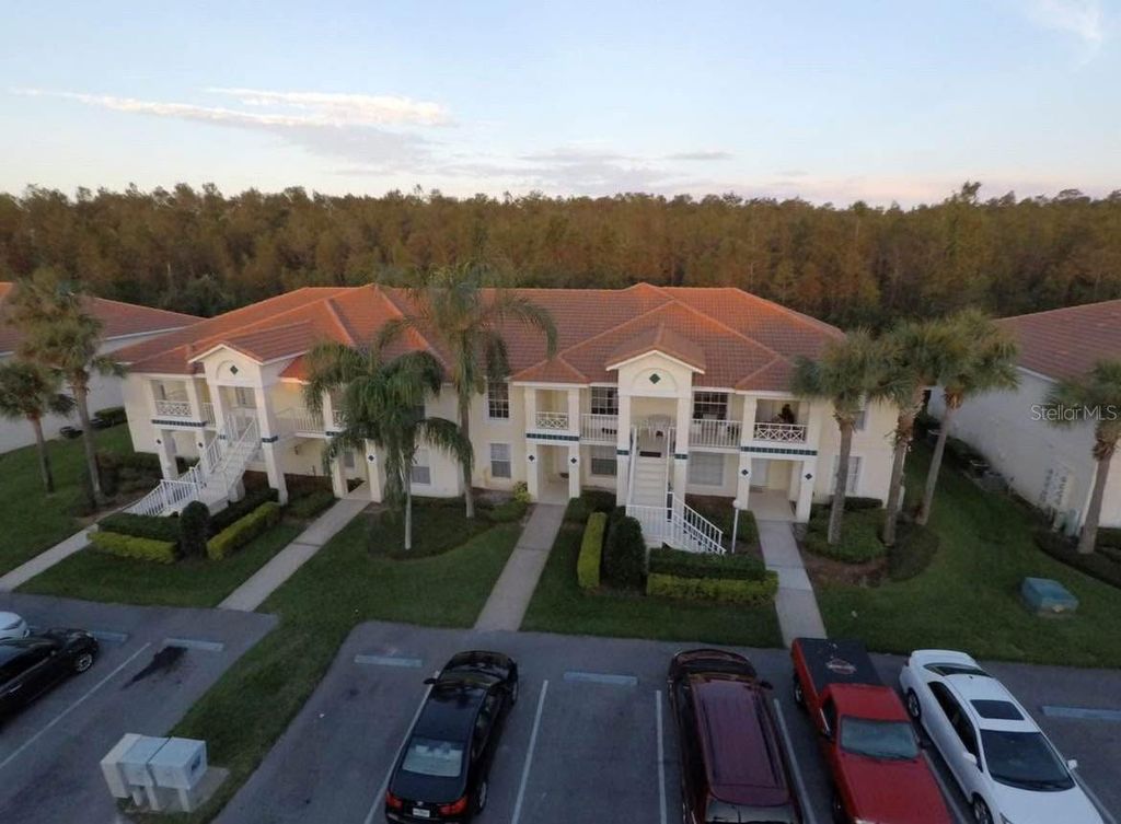 13843 TIMBERLAND DRIVE 203, Orlando, FL 32824