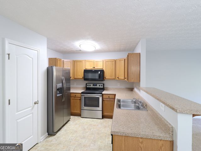 755 Magnolia Gardens Walk, Mcdonough, GA 30253