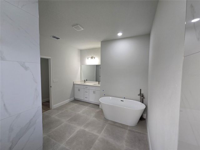 2717 SW 140TH LOOP, Ocala, FL 34473