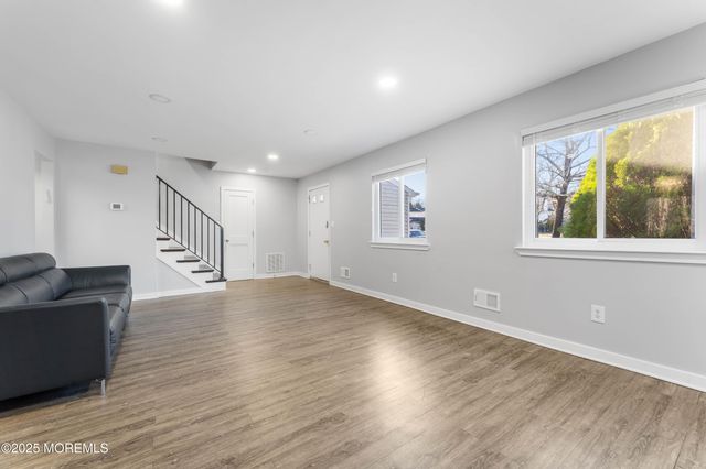 129 Van Buren Avenue, Lakewood, NJ 08701