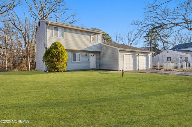 129 Van Buren Avenue, Lakewood, NJ 08701