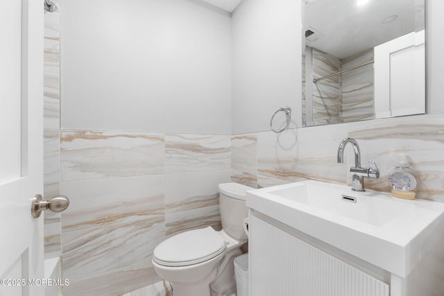 129 Van Buren Avenue, Lakewood, NJ 08701