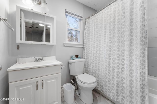 129 Van Buren Avenue, Lakewood, NJ 08701