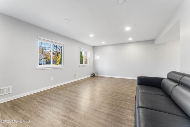 129 Van Buren Avenue, Lakewood, NJ 08701