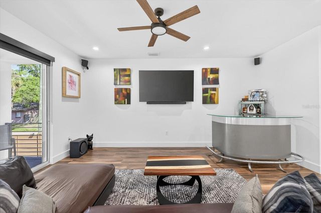 7301 S ELLIOTT STREET, Tampa, FL 33616