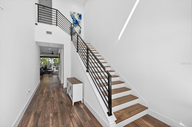 7301 S ELLIOTT STREET, Tampa, FL 33616