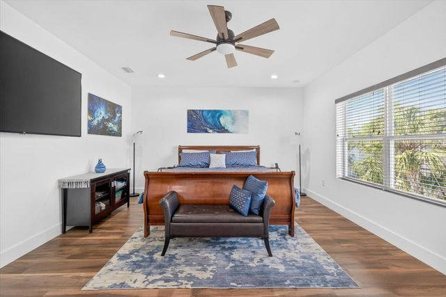 7301 S ELLIOTT STREET, Tampa, FL 33616