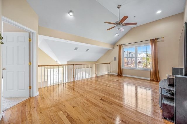 1 Dunia Ln 1, Northborough, MA 01532
