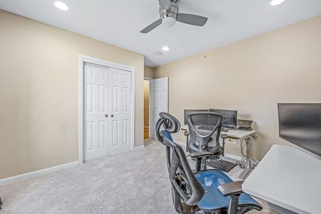 1 Dunia Ln 1, Northborough, MA 01532