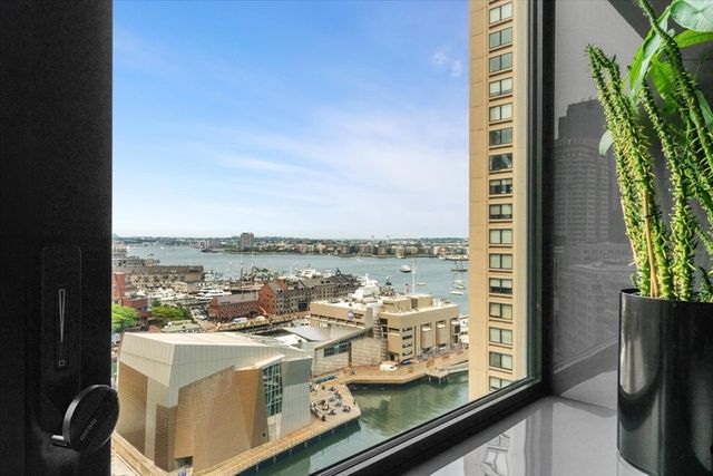 65 East India Row 16B, Boston, MA 02110