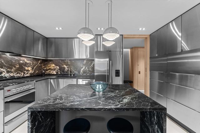 65 East India Row 16B, Boston, MA 02110