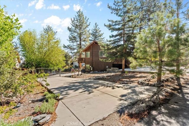 5243 Desert View, Wrightwood, CA 92397