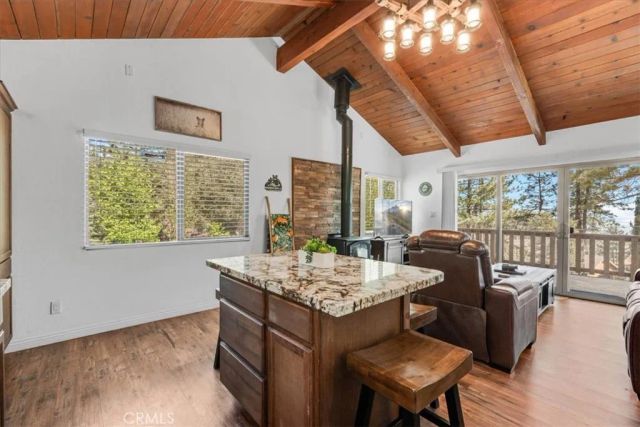 5243 Desert View, Wrightwood, CA 92397