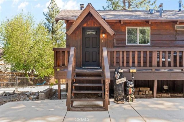 5243 Desert View, Wrightwood, CA 92397