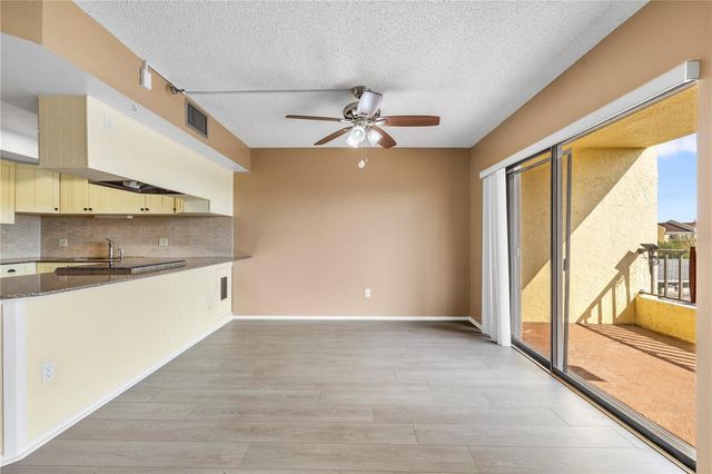 1750 HARBOR PLACE S 202, South Pasadena, FL 33707