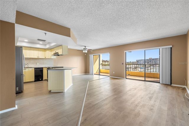 1750 HARBOR PLACE S 202, South Pasadena, FL 33707