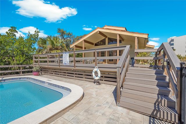 1750 HARBOR PLACE S 202, South Pasadena, FL 33707