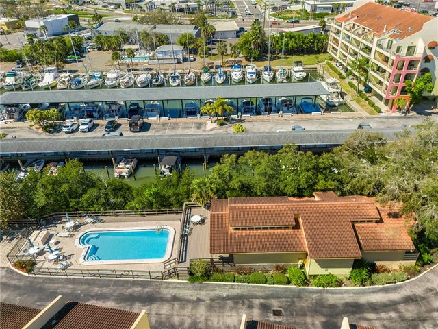 1750 HARBOR PLACE S 202, South Pasadena, FL 33707