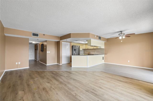 1750 HARBOR PLACE S 202, South Pasadena, FL 33707