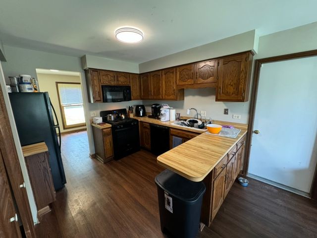 1013 E Benton Avenue, Naperville, IL 60540