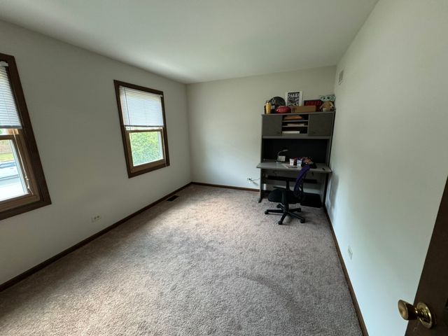 1013 E Benton Avenue, Naperville, IL 60540