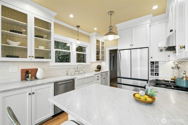 110 Smith Street, Seattle, WA 98109