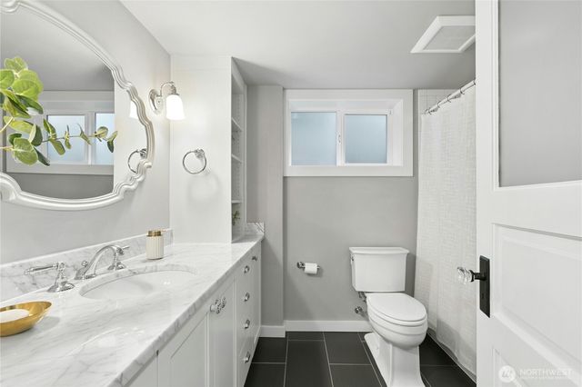 110 Smith Street, Seattle, WA 98109