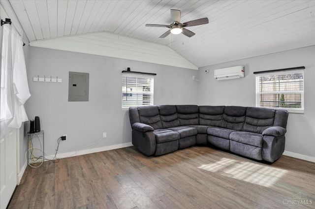 6582 Wizard Of Oz Way, Paint Twp, OH 45133