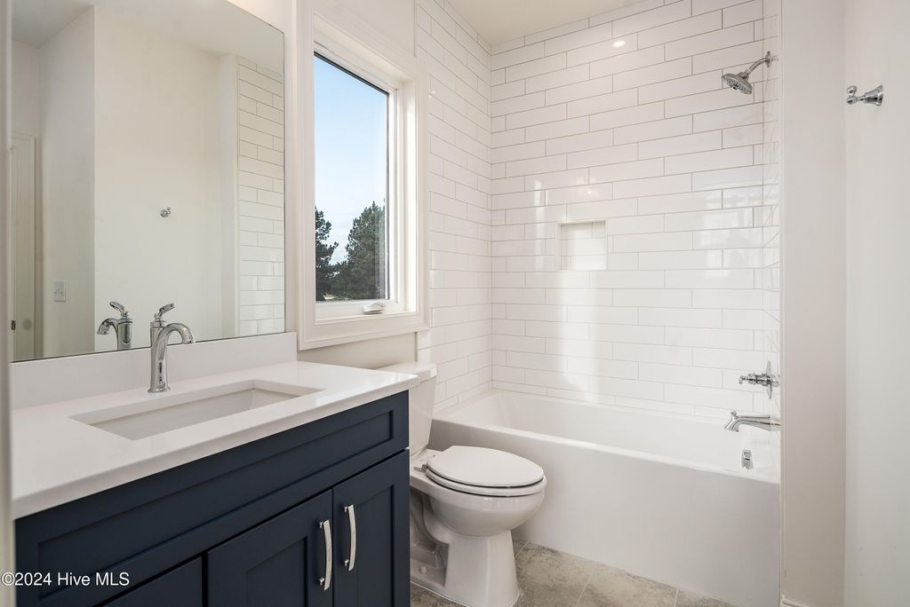 Image 33 of property listing at 76 Pine Tree Point, Snow Hill, NC 28580