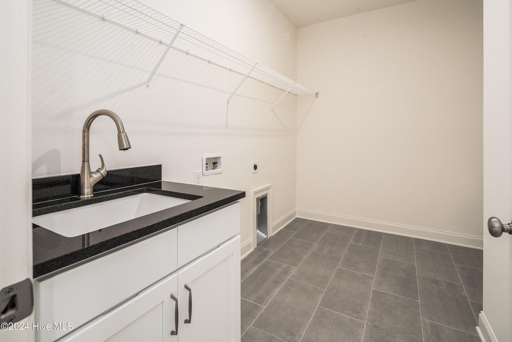 Image 40 of property listing at 76 Pine Tree Point, Snow Hill, NC 28580