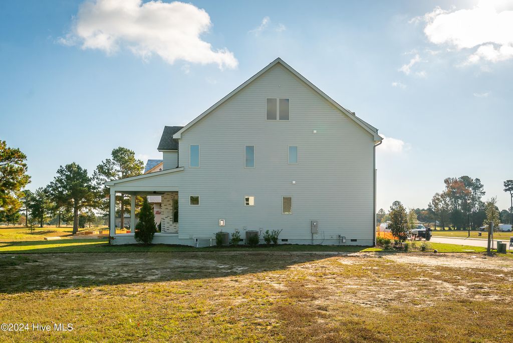 Image 46 of property listing at 76 Pine Tree Point, Snow Hill, NC 28580