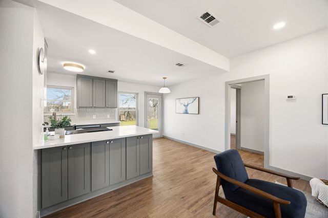 617 Reed Street, Roanoke, TX 76262