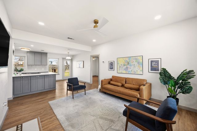 617 Reed Street, Roanoke, TX 76262