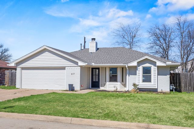 617 Reed Street, Roanoke, TX 76262