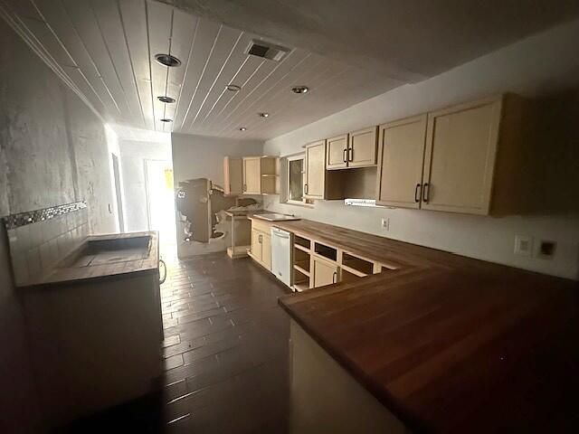 120 Veranda Road NW, Albuquerque, NM 87107