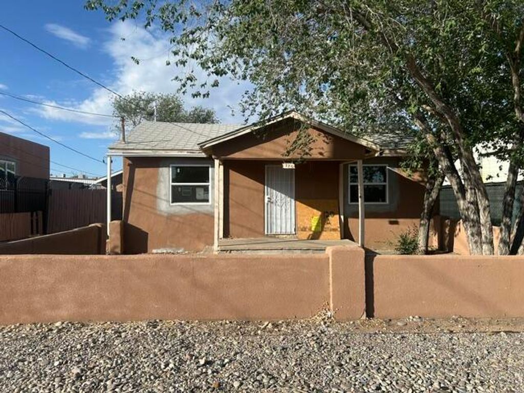 120 Veranda Road NW, Albuquerque, NM 87107